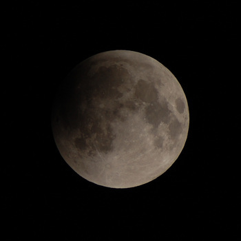 m_117-eclipse-20111210-2144-l.jpg